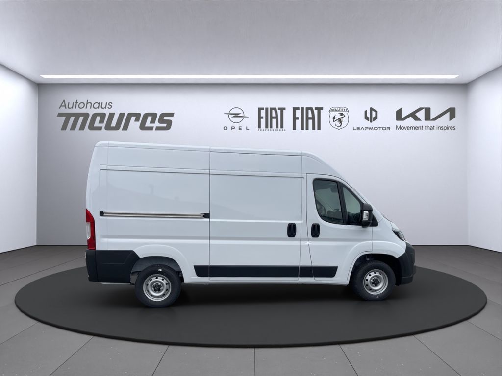 Opel Movano 2025