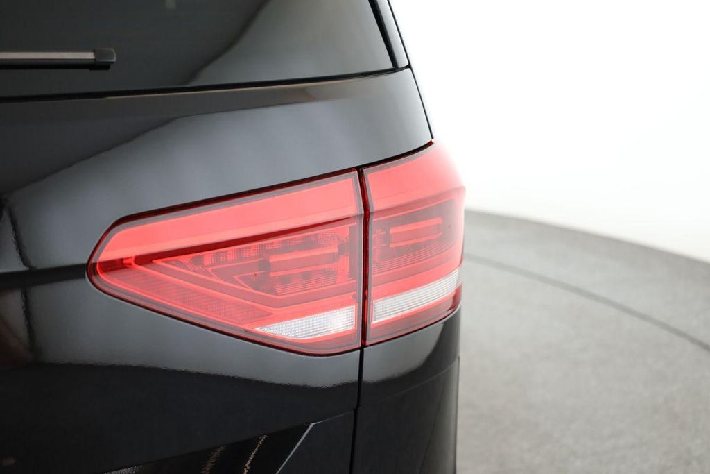 Volkswagen Touran 2025