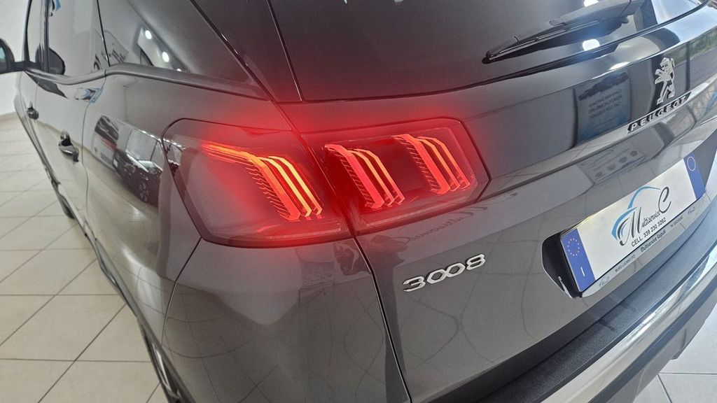 Peugeot 3008 2022