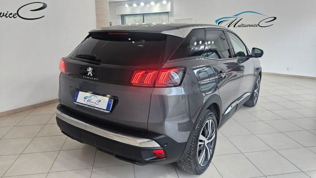 Peugeot 3008 2022