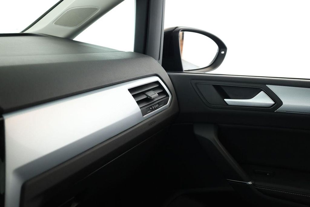 Volkswagen Touran 2025