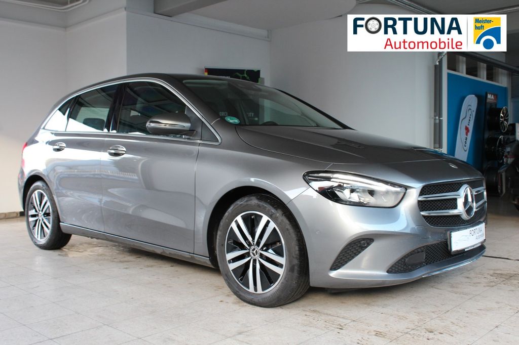 Mercedes-Benz B 180 2022