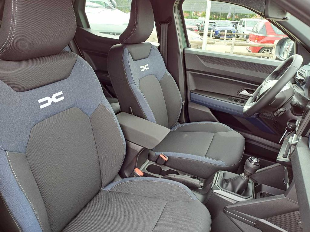 Dacia Duster 2025