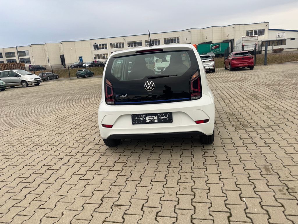 Volkswagen up! 2020