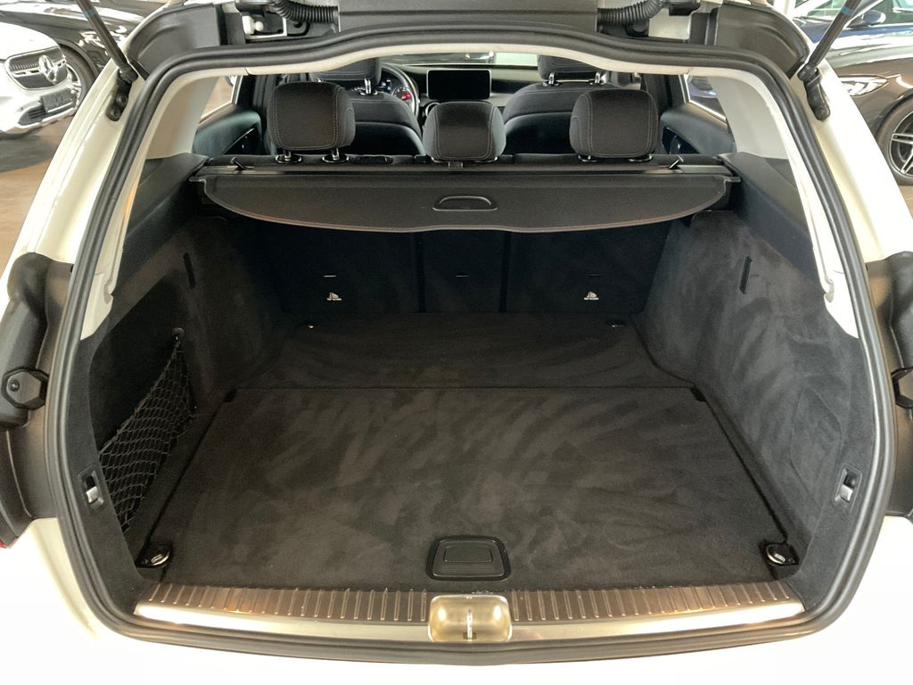 Mercedes-Benz C 180 2021