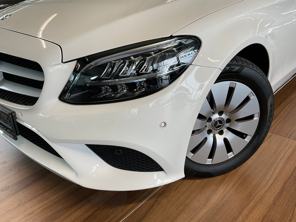 Mercedes-Benz C 180 2021