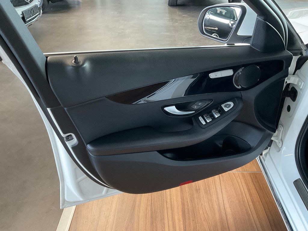 Mercedes-Benz C 180 2021