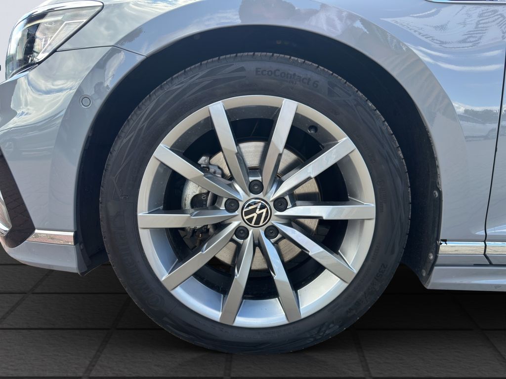 Volkswagen Passat 2023