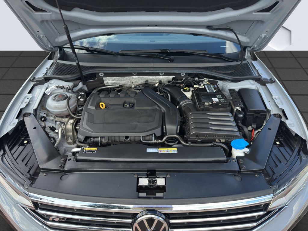 Volkswagen Passat 2023