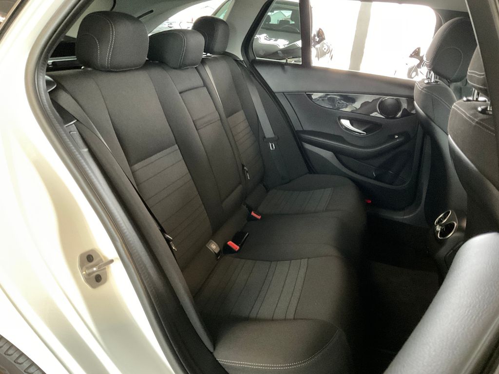 Mercedes-Benz C 180 2021