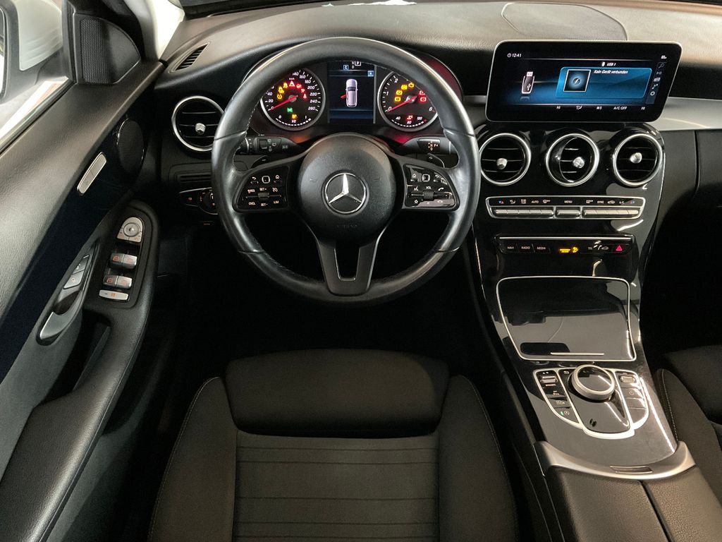 Mercedes-Benz C 180 2021