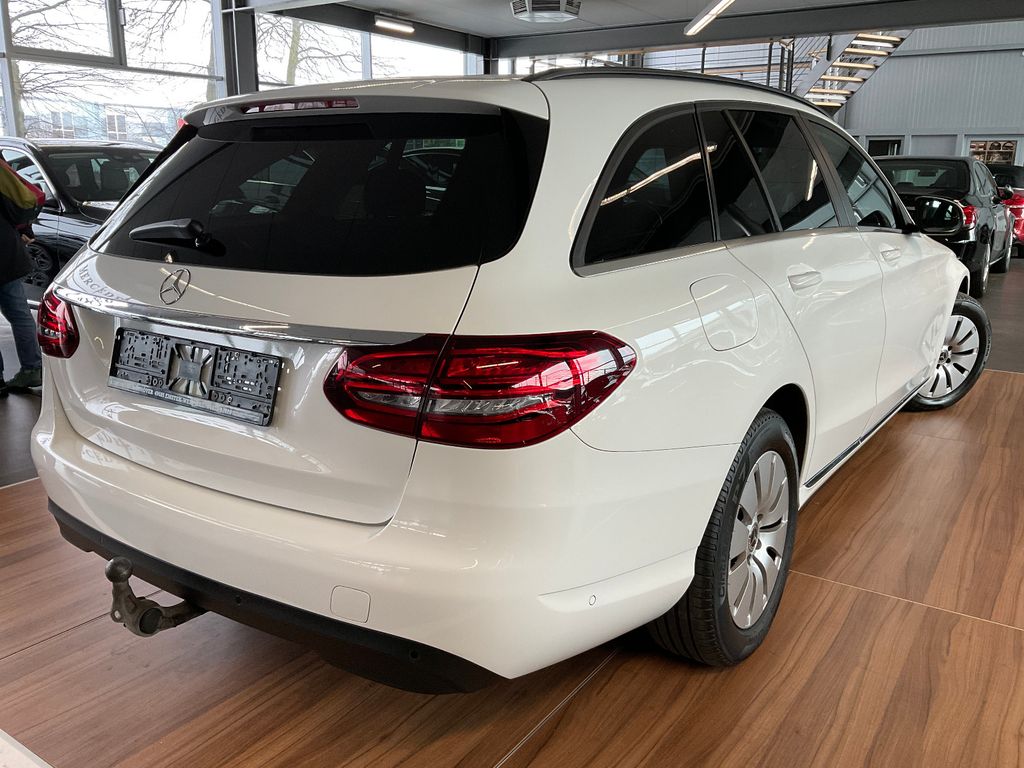 Mercedes-Benz C 180 2021