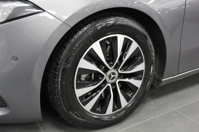 Mercedes-Benz A 200 2021