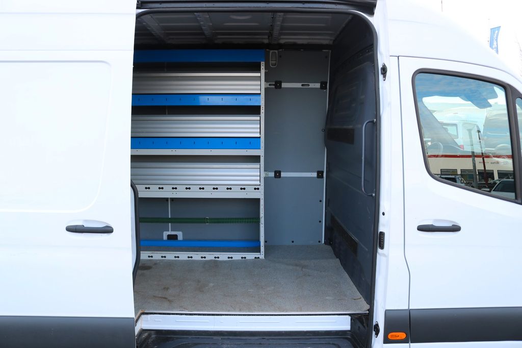 Mercedes-Benz Sprinter 2023