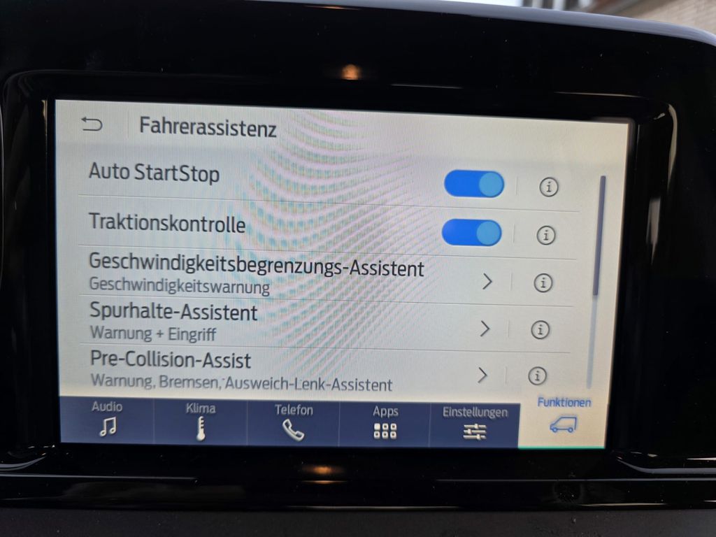 Ford Tourneo Courier 2025