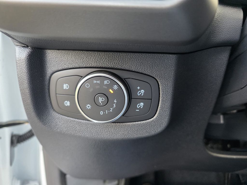 Ford Tourneo Courier 2025