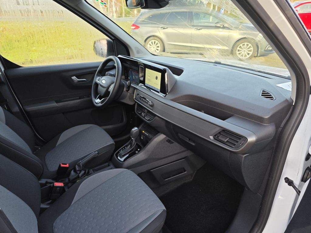 Ford Tourneo Courier 2025