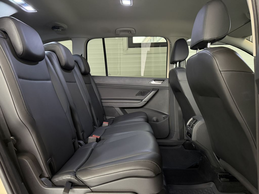 Volkswagen Touran 2024