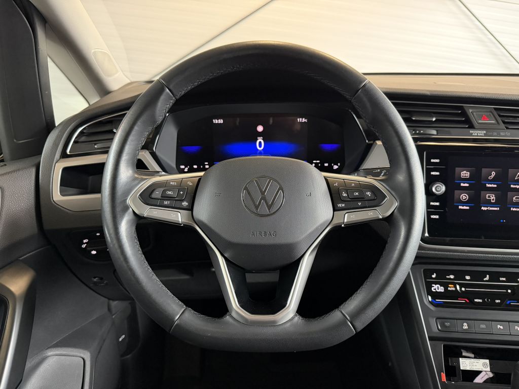 Volkswagen Touran 2024