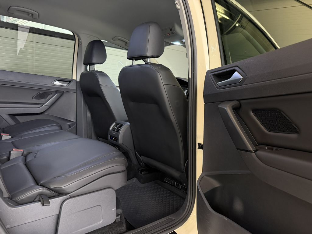 Volkswagen Touran 2024