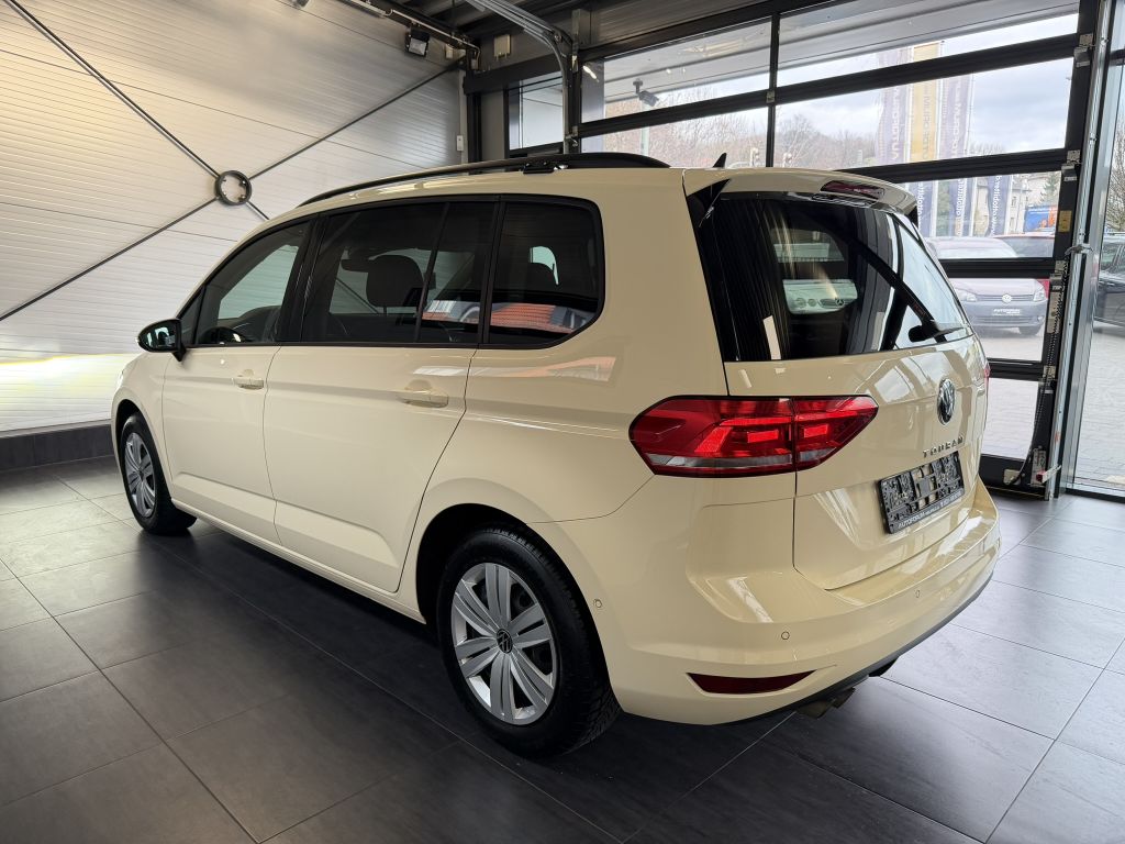 Volkswagen Touran 2024