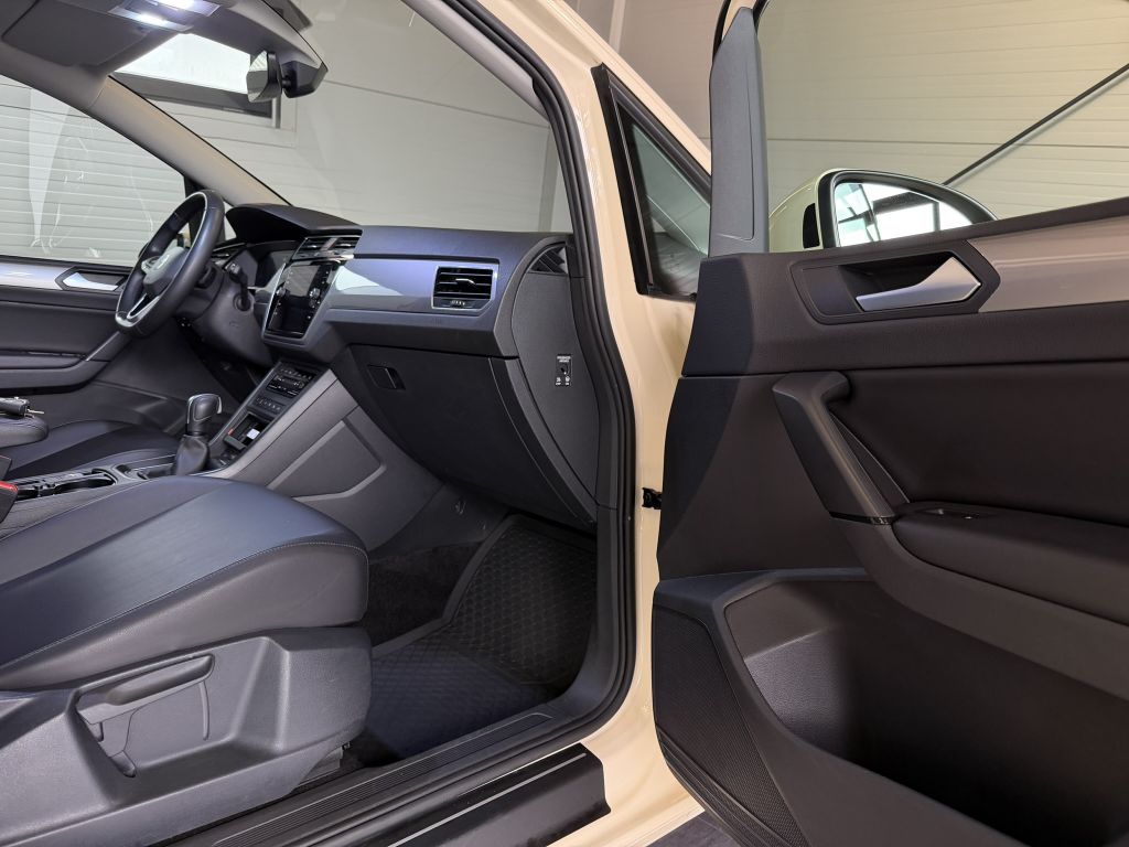 Volkswagen Touran 2024