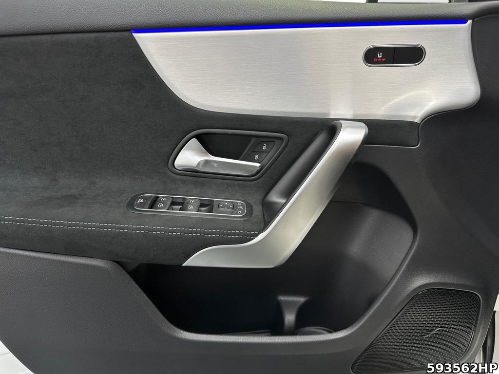 Mercedes-Benz A 180 2026