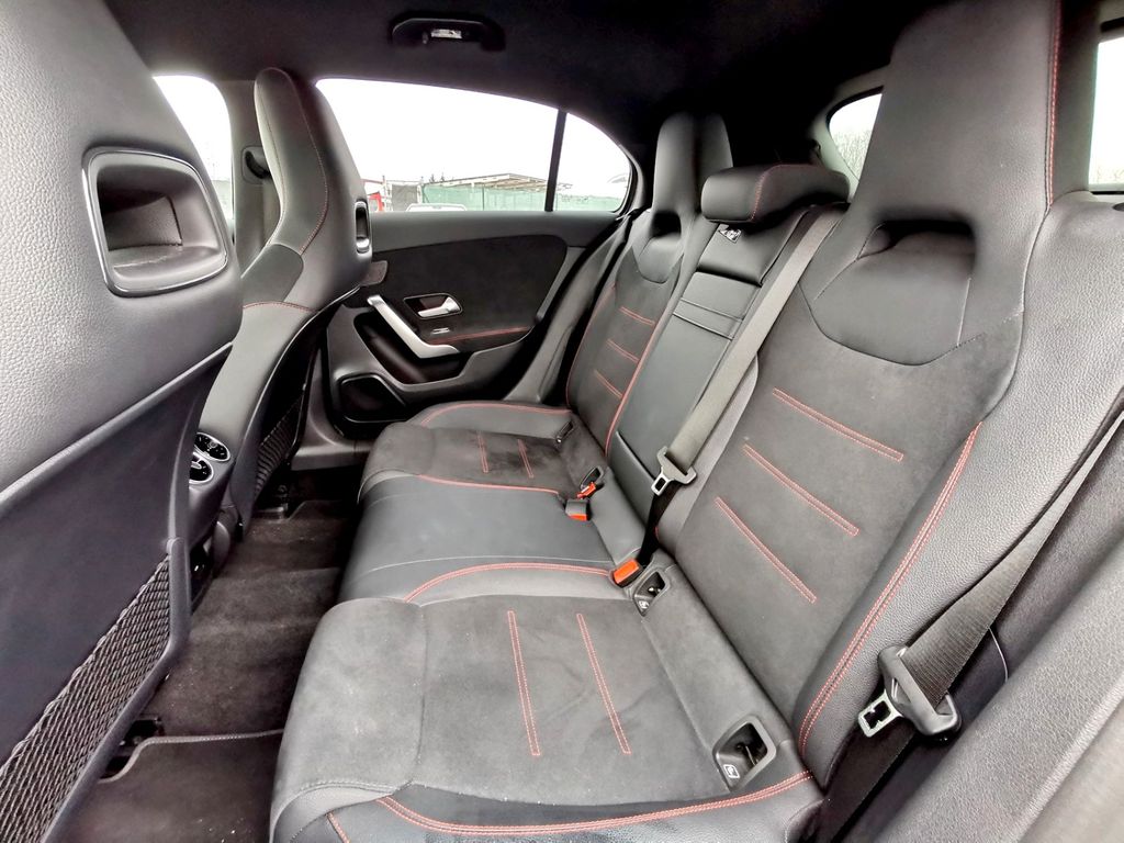 Mercedes-Benz A 200 2024