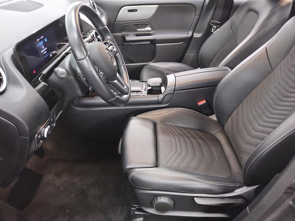 Mercedes-Benz GLA 180 2022