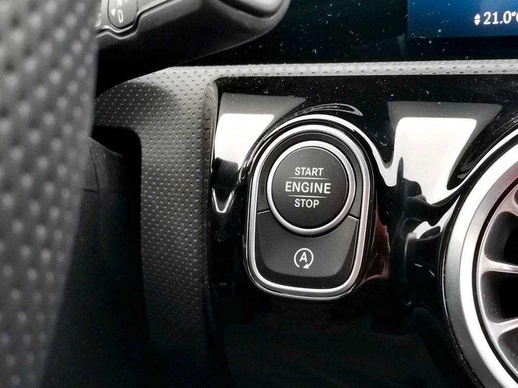 Mercedes-Benz A 200 2024