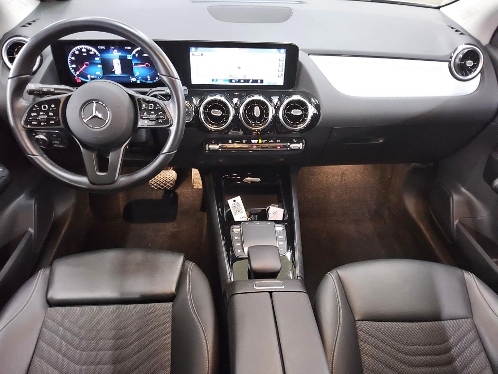 Mercedes-Benz GLA 180 2022