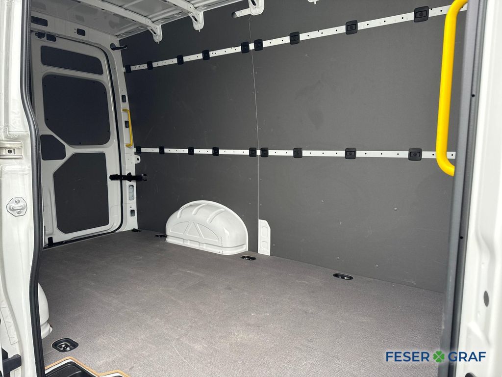 Volkswagen Crafter 2024