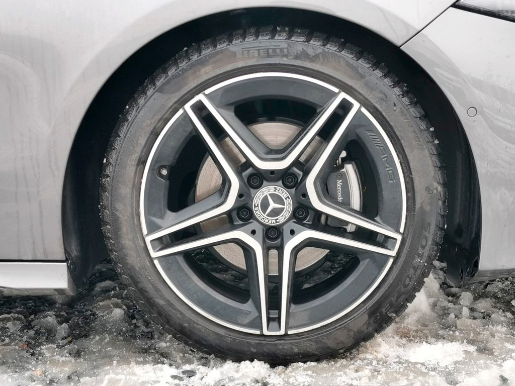 Mercedes-Benz A 200 2024