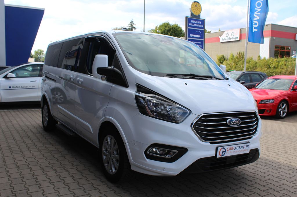 Ford Tourneo Custom 2023