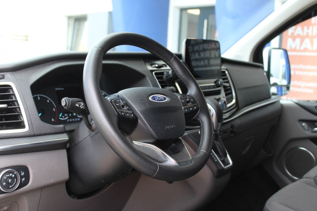 Ford Tourneo Custom 2023