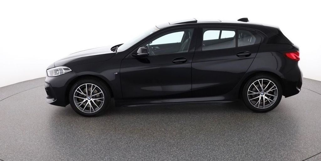 BMW 118 2021
