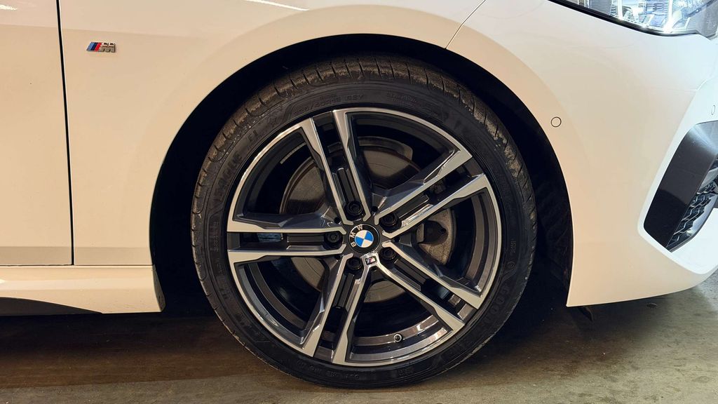 BMW 218 Gran Coupé 2024