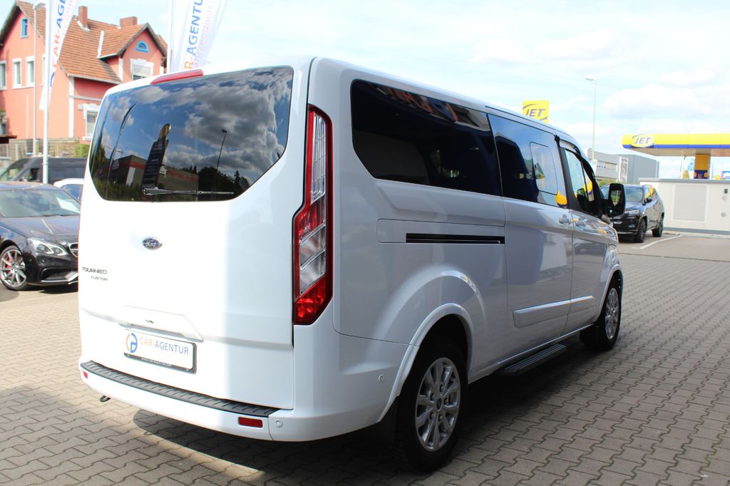 Ford Tourneo Custom 2023