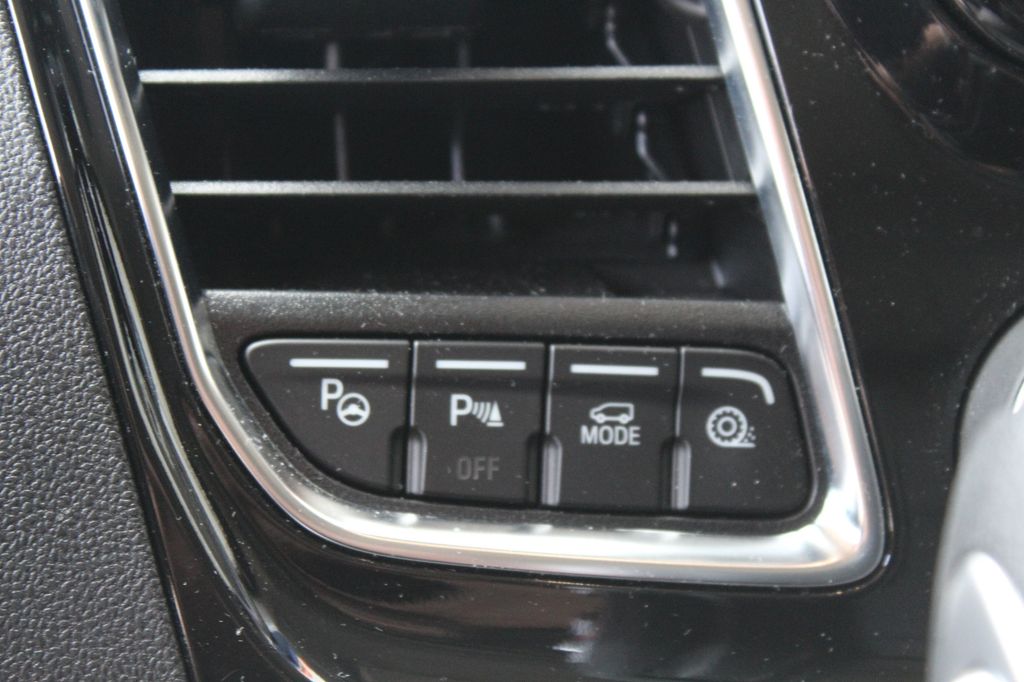 Ford Tourneo Custom 2023