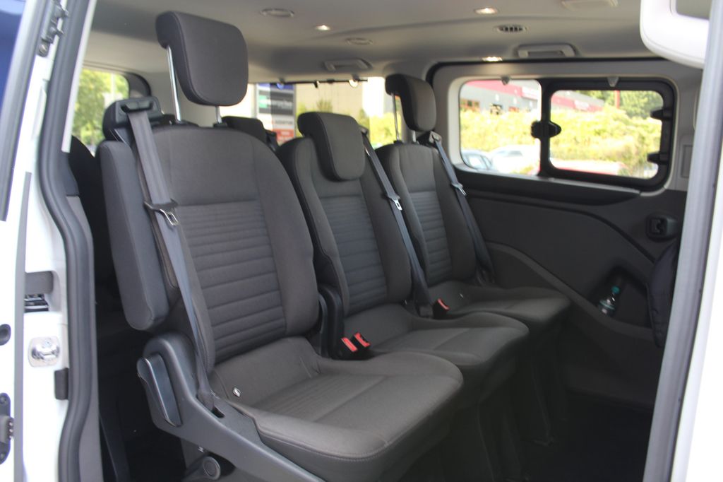 Ford Tourneo Custom 2023