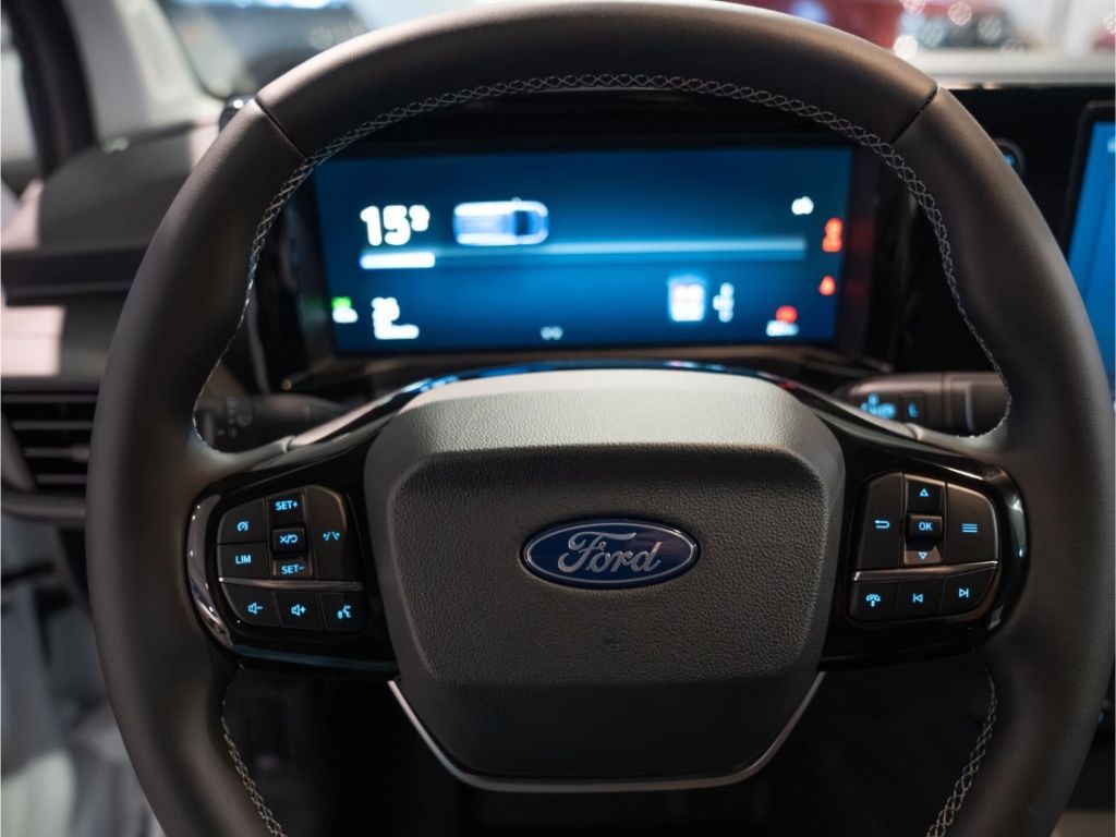 Ford Transit Courier 2025