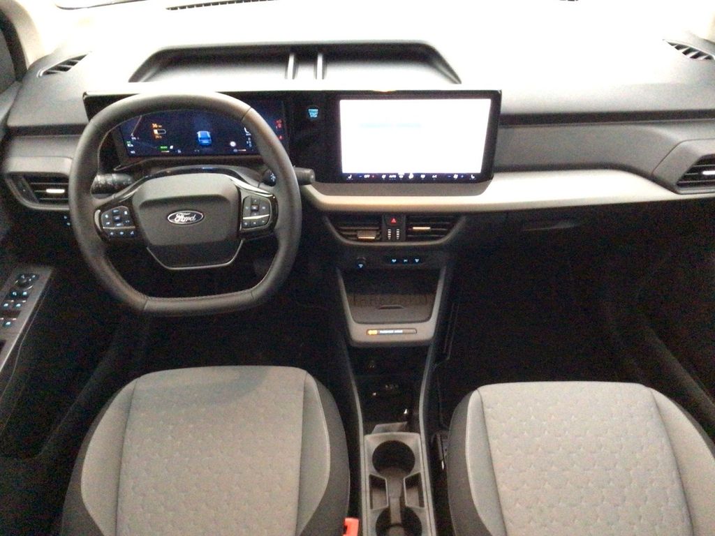 Ford Tourneo Courier 2025