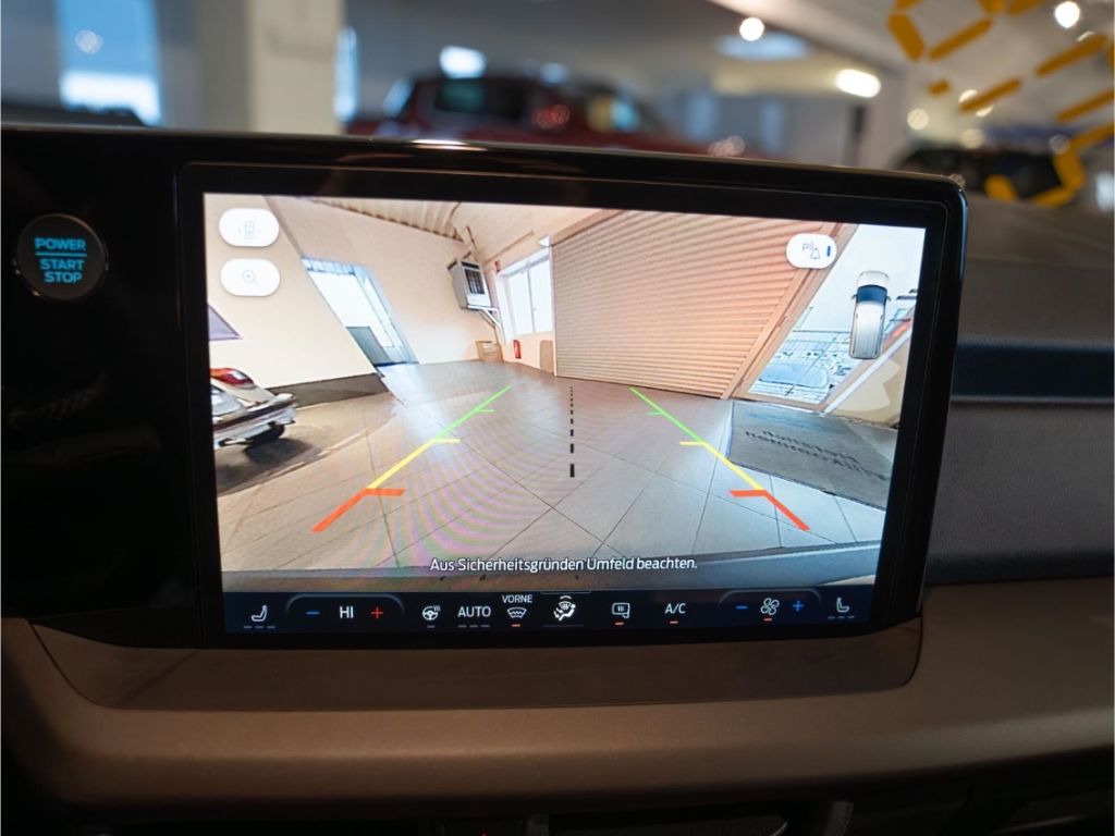 Ford Transit Courier 2025