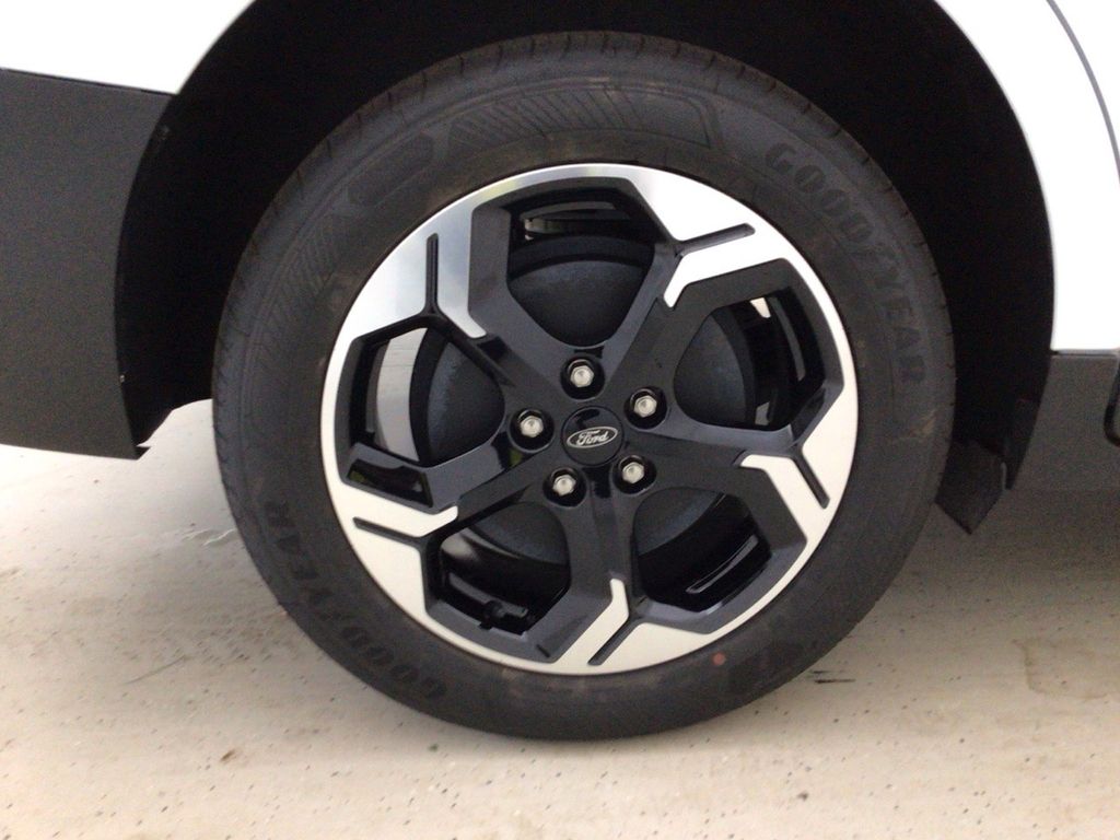 Ford Tourneo Courier 2025