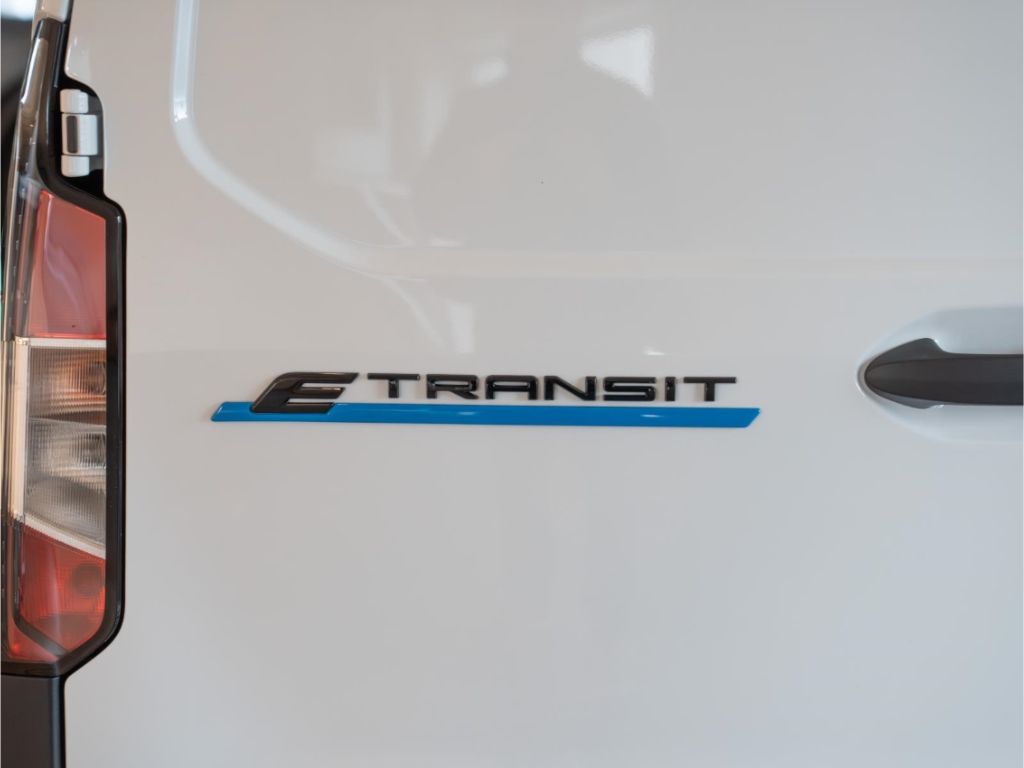 Ford Transit Courier 2025
