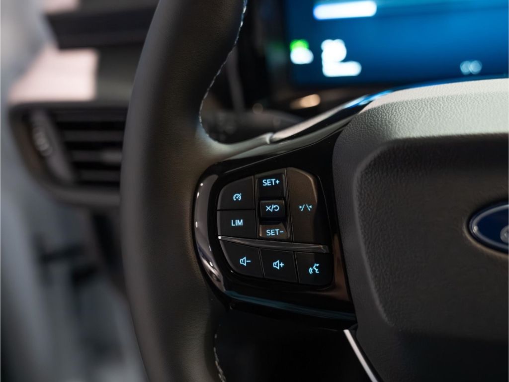 Ford Transit Courier 2025