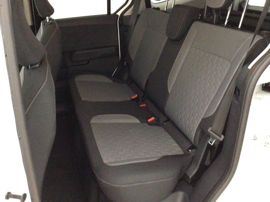 Ford Tourneo Courier 2025