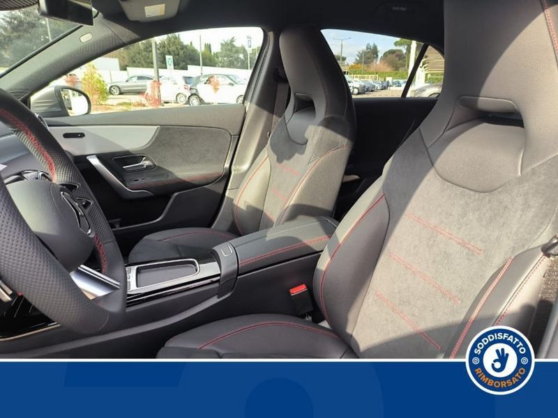 Mercedes-Benz A 180 2025