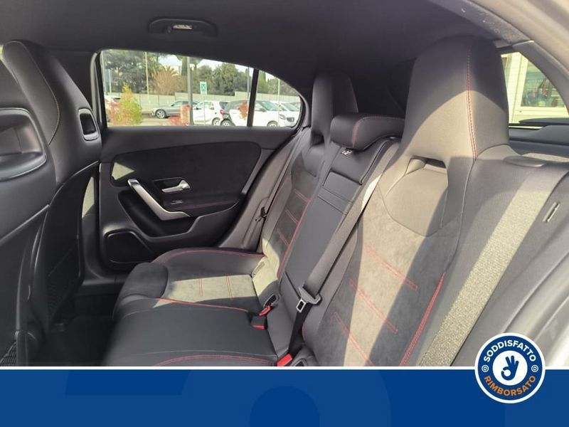 Mercedes-Benz A 180 2025