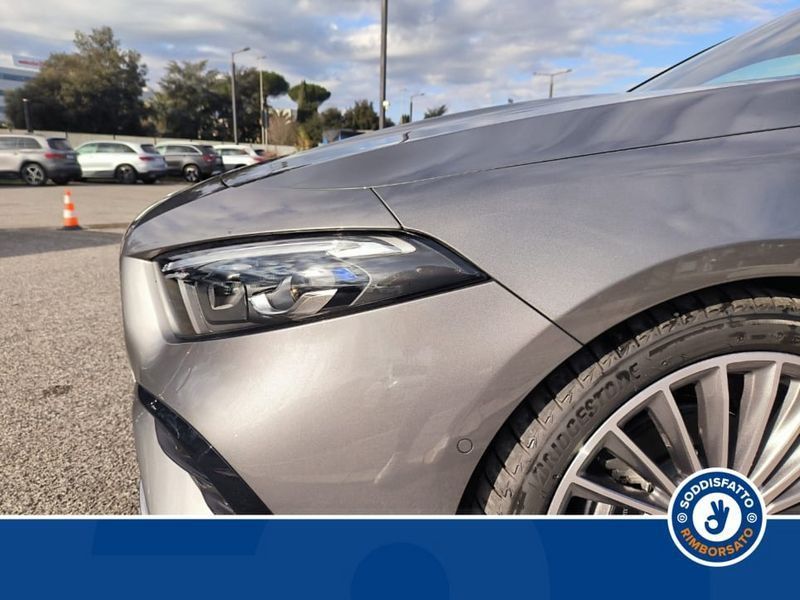 Mercedes-Benz A 180 2025